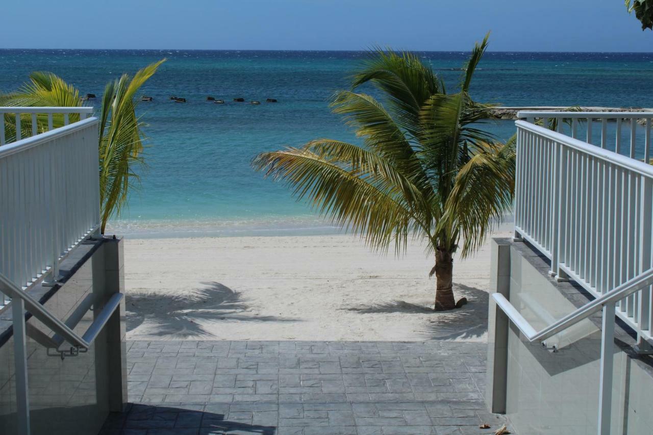 The Marina Villa De Sonja Ocho Rios Exterior photo